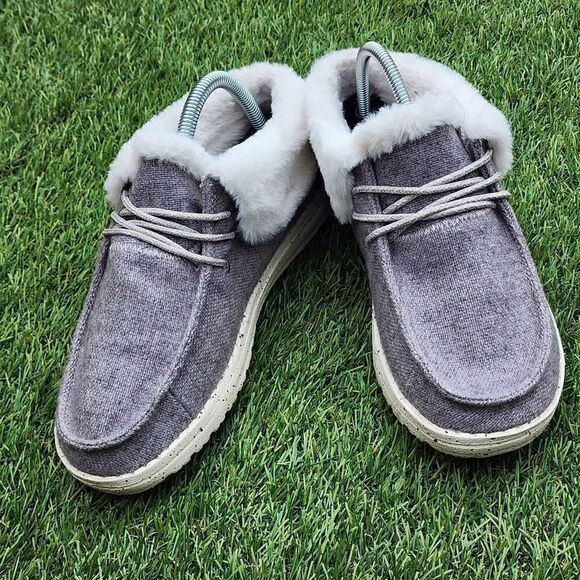 HEY DUDE BRITT - Womens Slip On - SIZE 6 - Picture 3 of 8